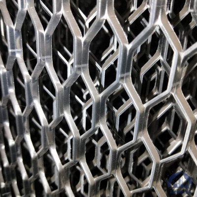 Алюминиевая декоративная просечно-вытяжная сетка 6х30х6,25 мм купить в Твери